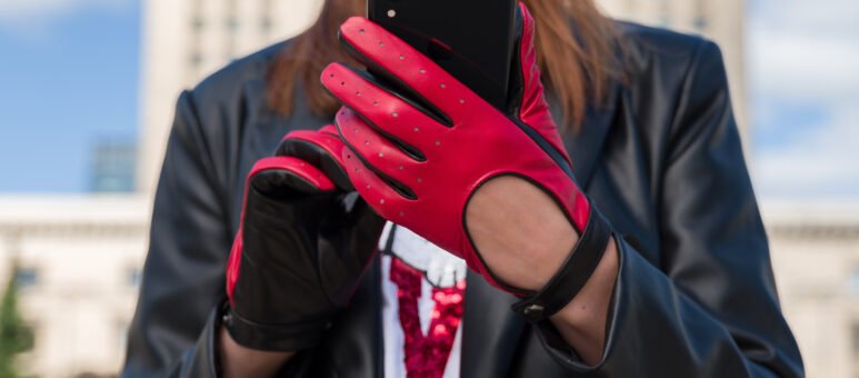 czerwone rękawiczki damskie