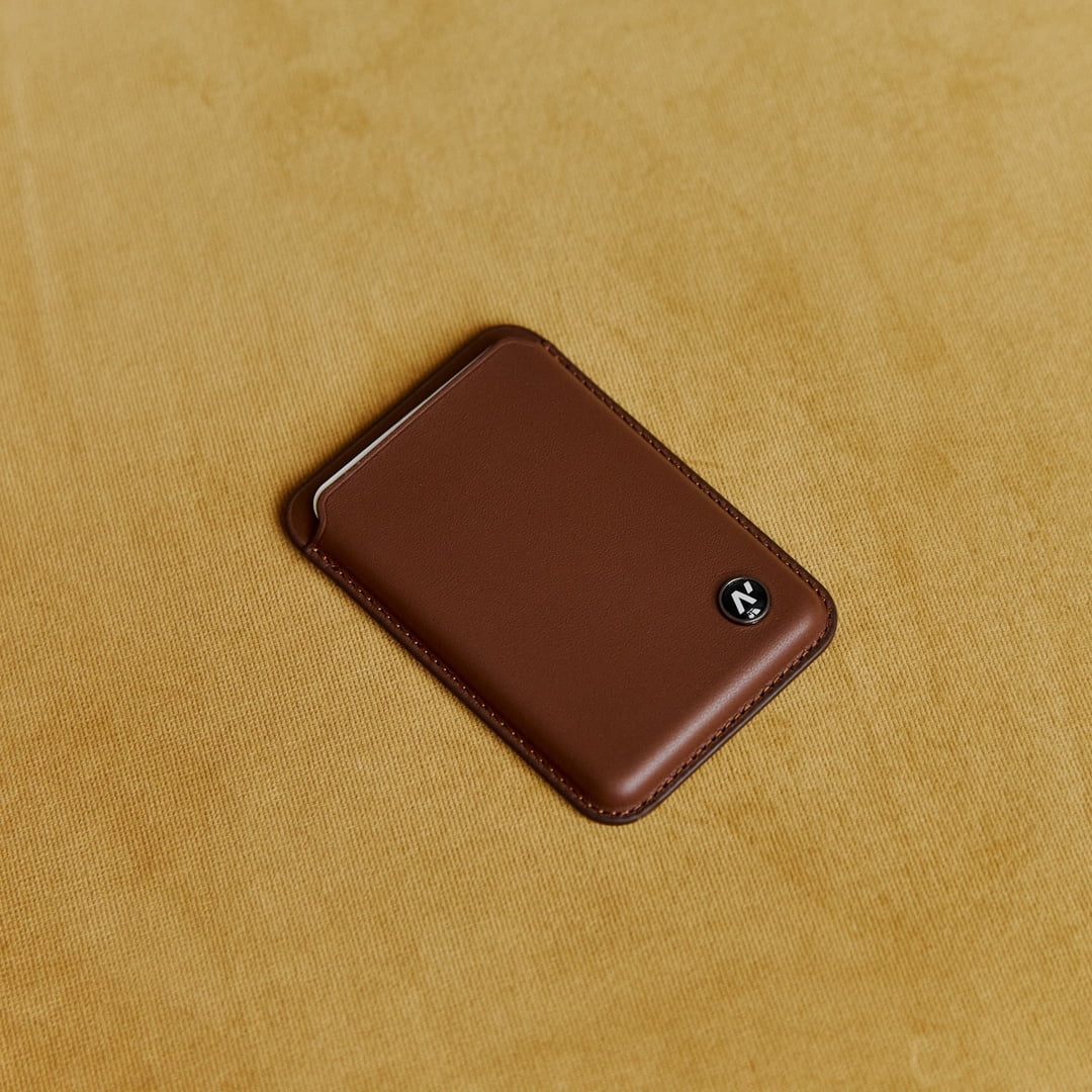 portfel w kolorze brązowym